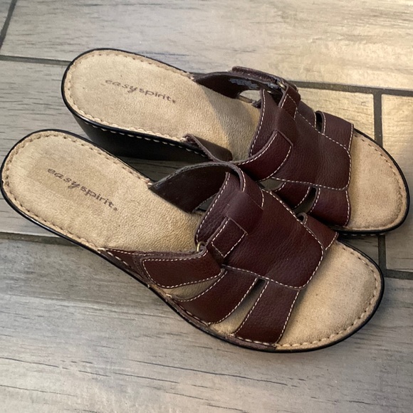 Easy Spirit Shoes - Easy Spirit Casual Slip On Leather Sandals Size 8M Brown Adjustable